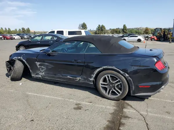 1FATP8UHXJ5145287 2018 FORD MUSTANG - Image 2