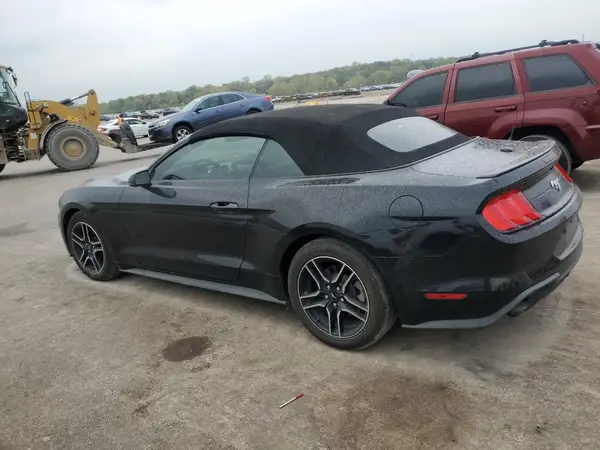 1FATP8UHXJ5155379 2018 FORD MUSTANG - Image 2