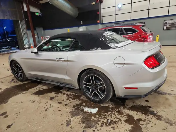 1FATP8UHXJ5166401 2018 FORD MUSTANG - Image 2