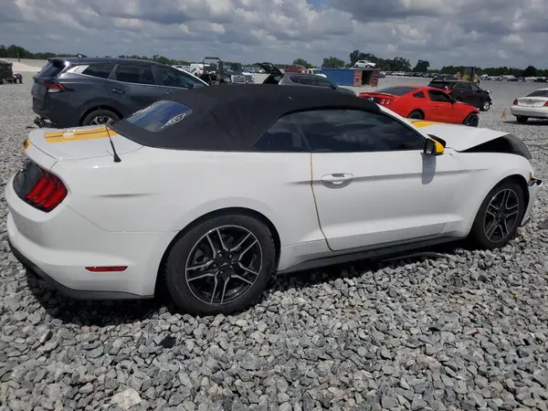 1FATP8UHXJ5167029 2018 FORD MUSTANG - Image 2