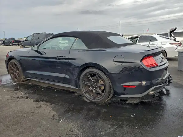1FATP8UHXJ5171095 2018 FORD MUSTANG - Image 2