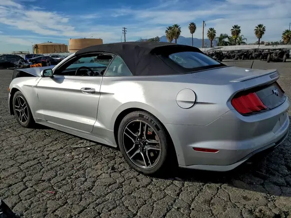 1FATP8UHXK5151849 2019 FORD MUSTANG - Image 2