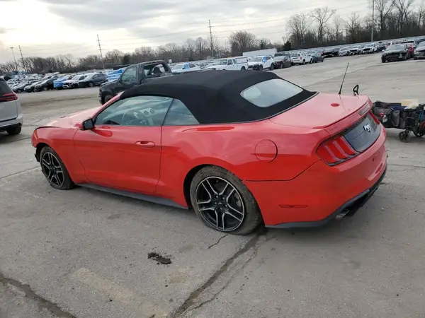 1FATP8UHXK5171101 2019 FORD MUSTANG - Image 2