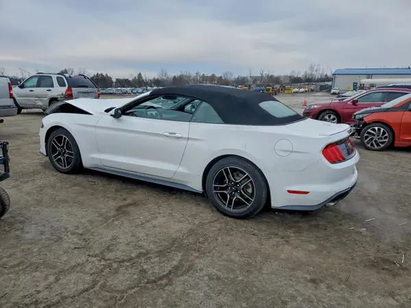 1FATP8UHXL5136849 2020 FORD MUSTANG - Image 2