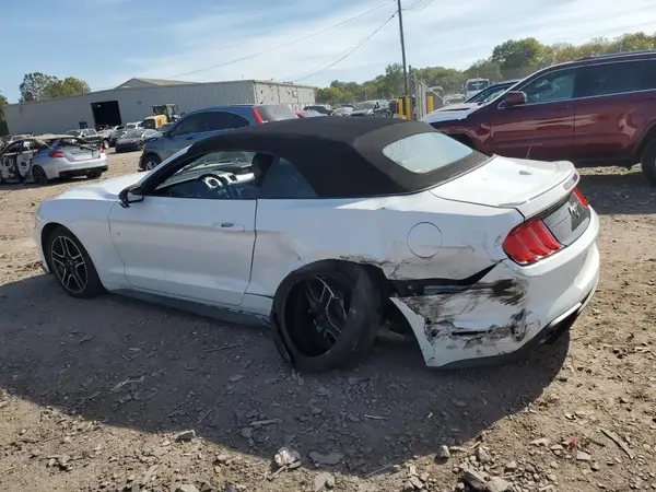 1FATP8UHXL5136866 2020 FORD MUSTANG - Image 2