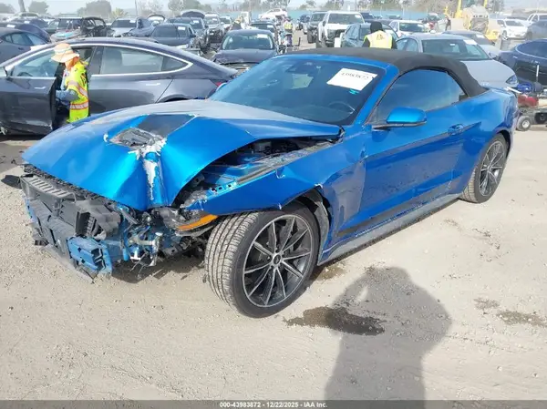 1FATP8UHXM5114433 2021 FORD MUSTANG - Image 2