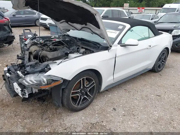1FATP8UHXM5115789 2021 FORD MUSTANG - Image 2