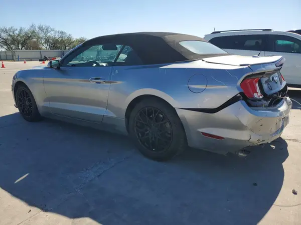 1FATP8UHXM5122516 2021 FORD MUSTANG - Image 2