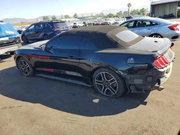 1FATP8UHXM5123777 2021 FORD MUSTANG - Image 2