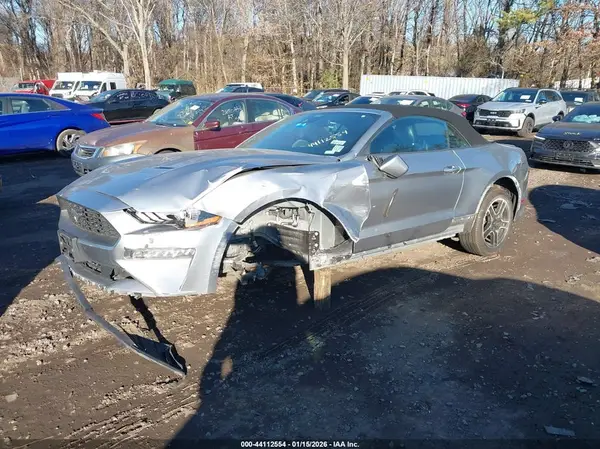 1FATP8UHXN5124364 2022 FORD MUSTANG - Image 2
