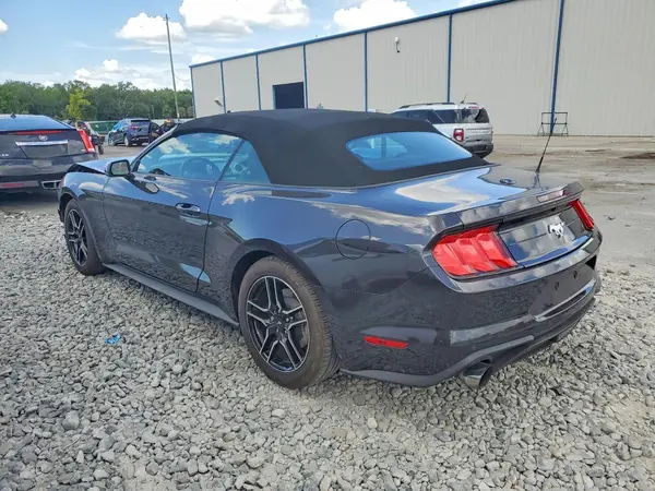 1FATP8UHXN5143142 2022 FORD MUSTANG - Image 2