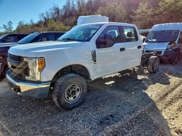 1FD7W2B6XHEF24065 2017 FORD F250 - Image 1