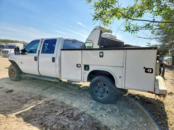 1FD7W3FT0GEA23979 2016 FORD F350 - Image 2