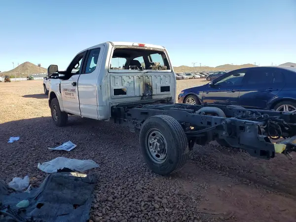 1FD7X2A6XHED73226 2017 FORD F250 - Image 2
