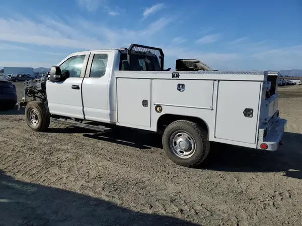1FD7X2B66NED57325 2022 FORD F250 - Image 2