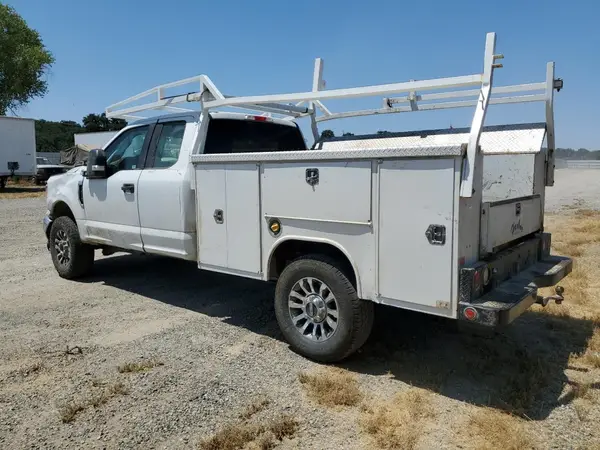1FD7X2B67KED87994 2019 FORD F250 - Image 2