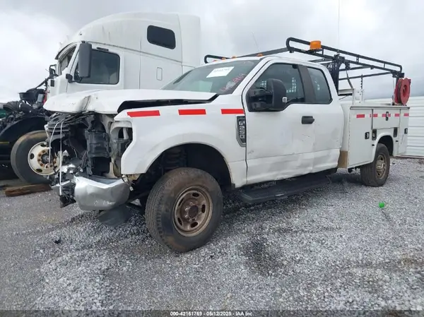 1FD7X2B6XHEE15151 2017 FORD F250 - Image 2