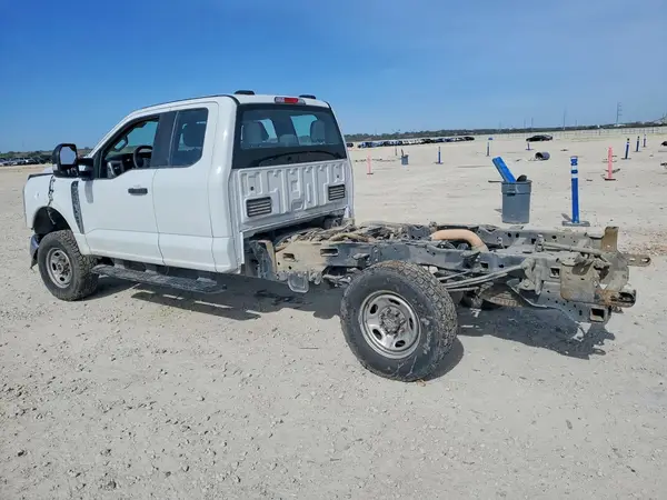 1FD7X2BA0REF12929 2024 FORD F250 - Image 2