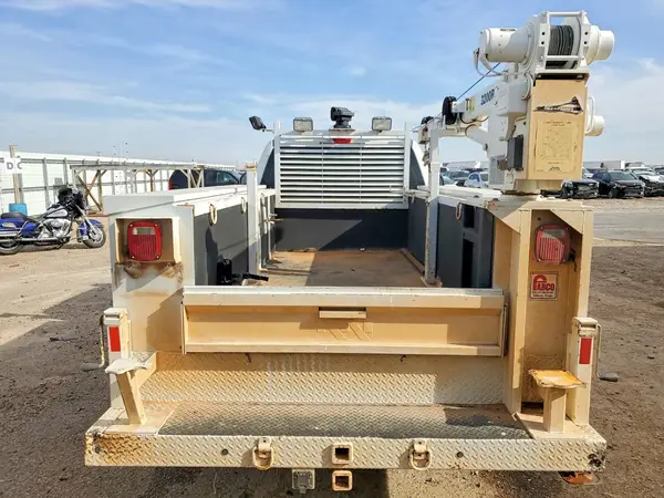 2017 FORD F350 auction photo 6