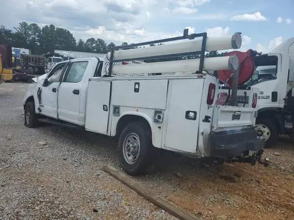 1FD8W3BT3KEE29029 2019 FORD F350 - Image 2