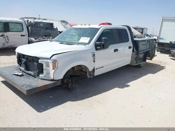 1FD8W3CT7KEG48655 2019 FORD F350 - Image 2