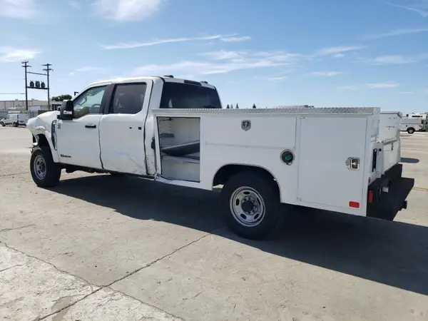 1FD8W3FT2PED42787 2023 FORD F350 - Image 2