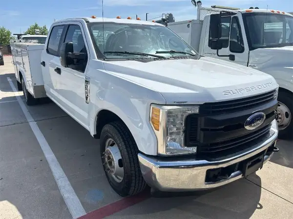 1FD8W3G62HEF37413 2017 FORD F350 - Image 1