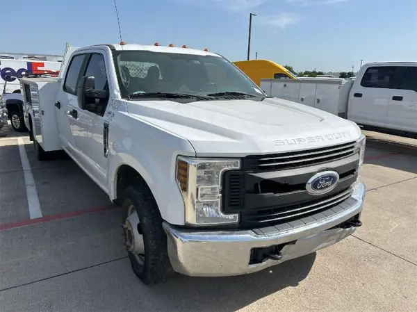 1FD8W3G69JEB18688 2018 FORD F350 - Image 2