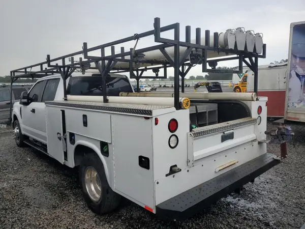 1FD8W3GT0HEE54066 2017 FORD F350 - Image 2