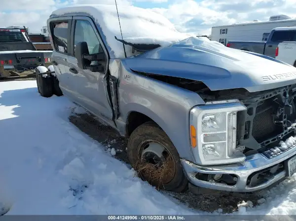 1FD8W3GT9PEC54656 2023 FORD F350 - Image 1