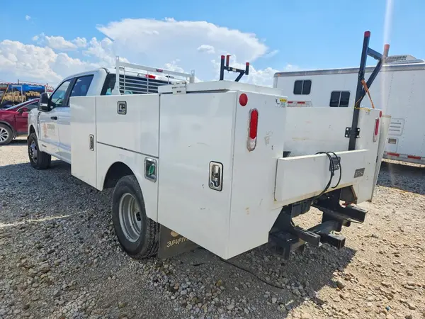 1FD8W3GT9REG02619 2024 FORD F350 - Image 2