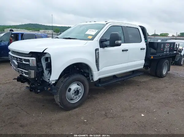 1FD8W3HN5REF99413 2024 FORD F350 - Image 2
