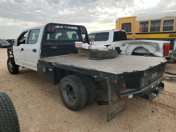 1FD8W3HT1KED30474 2019 FORD F350 - Image 2