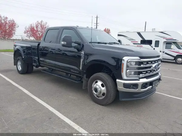 1FD8W3HT1REC01631 2024 FORD F350