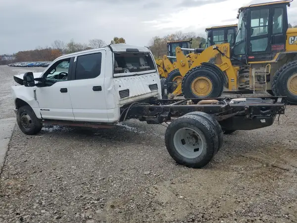 1FD8W3HT2HEB81355 2017 FORD F350 - Image 2