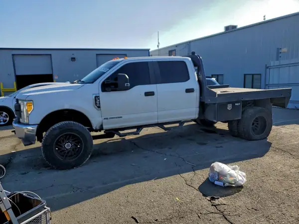 1FD8W3HT2HED50385 2017 FORD F350 - Image 2