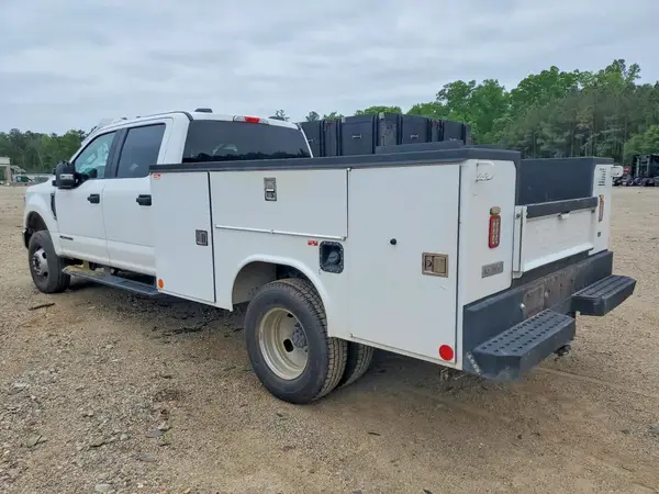 1FD8W3HT2MED60683 2021 FORD F350 - Image 2