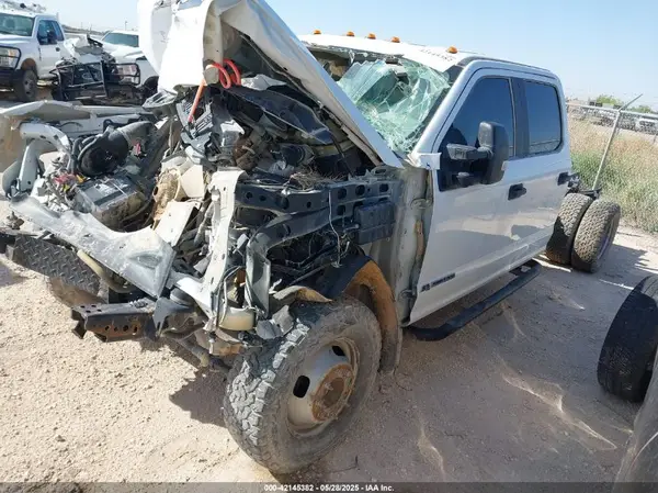 1FD8W3HT3KED72550 2019 FORD F350 - Image 2