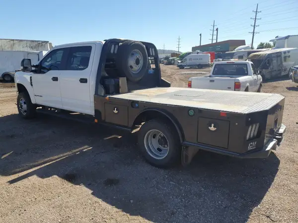 1FD8W3HT3NEG18355 2022 FORD F350 - Image 2