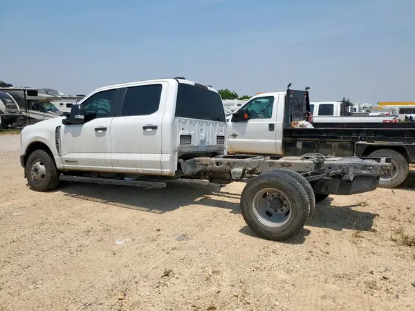 1FD8W3HT3PED84558 2023 FORD F350 - Image 2