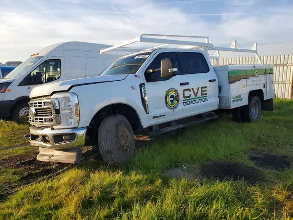 1FD8W3HT3SED21193 2025 FORD F350 - Image 1