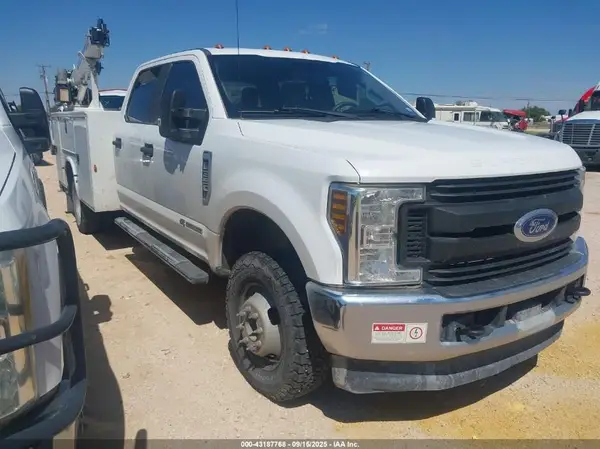 1FD8W3HT4KEG78222 2019 FORD F350 - Image 1
