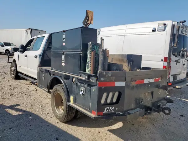 1FD8W3HT5KEF79652 2019 FORD F350 - Image 2