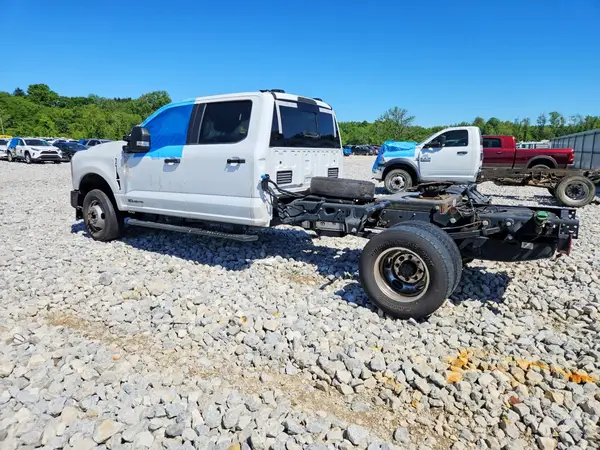 1FD8W3HT5SEC00150 2025 FORD F350 - Image 2