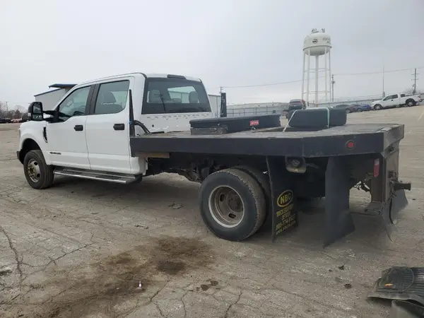 1FD8W3HT6KEE55194 2019 FORD F350 - Image 2