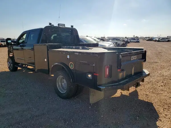 1FD8W3HT6NEE38528 2022 FORD F350 - Image 2