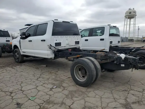 1FD8W3HT6PEC02044 2023 FORD F350 - Image 2