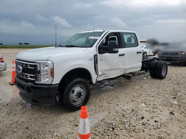 1FD8W3HT6REE02974 2024 FORD F350 - Image 1