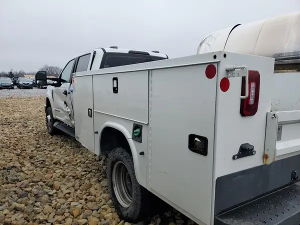 1FD8W3HT7MED98667 2021 FORD F350 - Image 2
