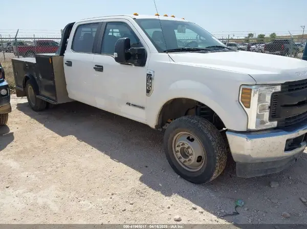 1FD8W3HT8KEC11160 2019 FORD F350 - Image 1